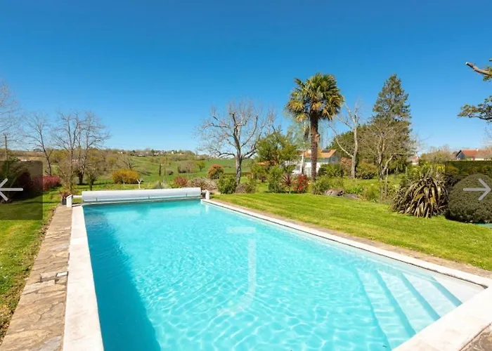 Dans Maison Basque Typique Habitación en casa particular *