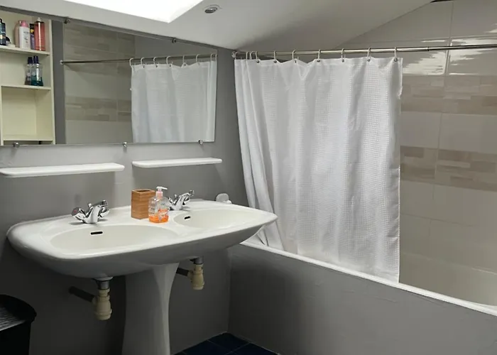 Dans Maison Basque Typique *